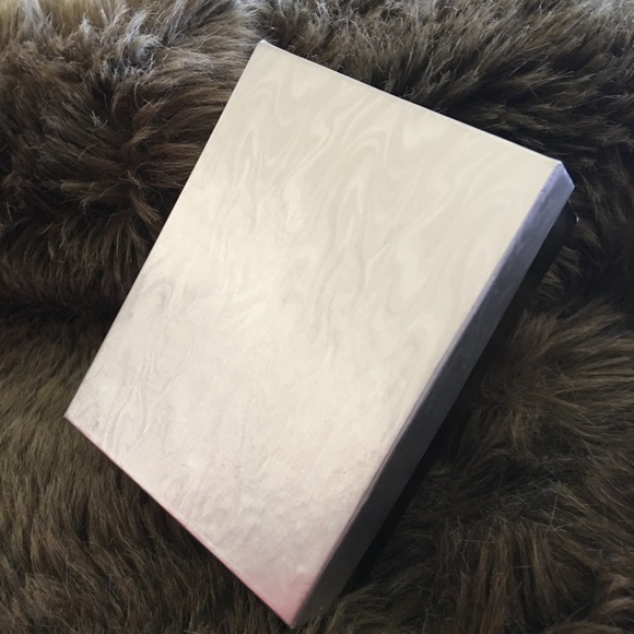 East 5th silver with chrome gem jewelry boxed set - Picture 4 of 10